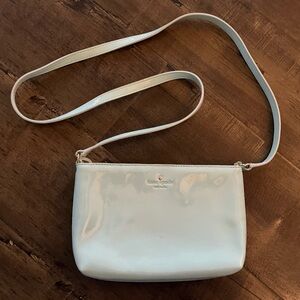 Kate Spade ♠️ | Like-new patent crossbody - Emerald Ave. blue | Super unique!